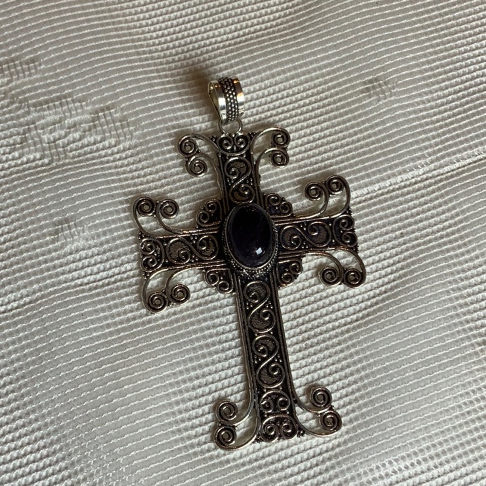 Elegant Silver Cross Pendant with Black Stone